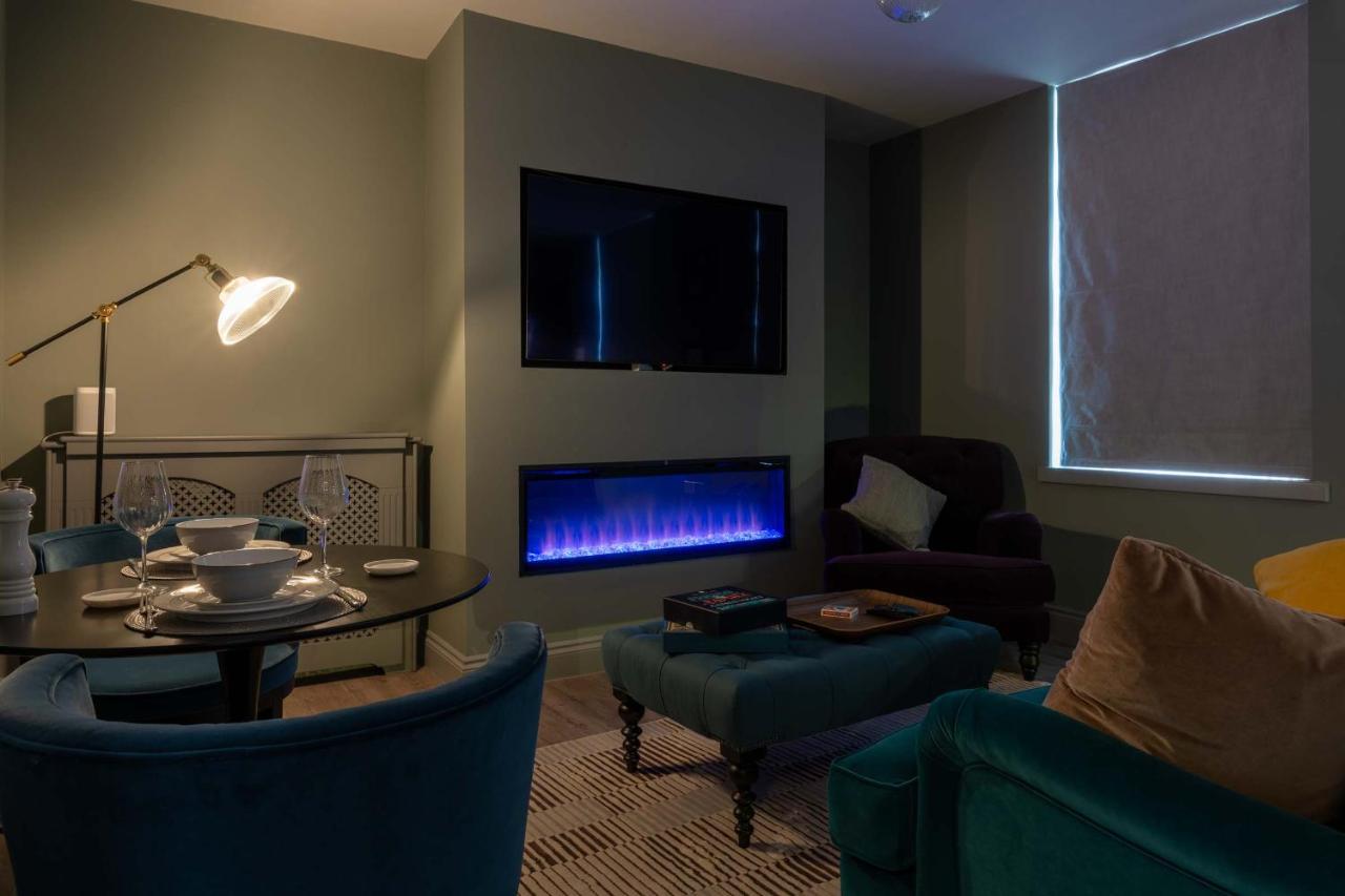 Beautiful Modern 1 Bedroom Apartment, City Centre Бат Екстер'єр фото